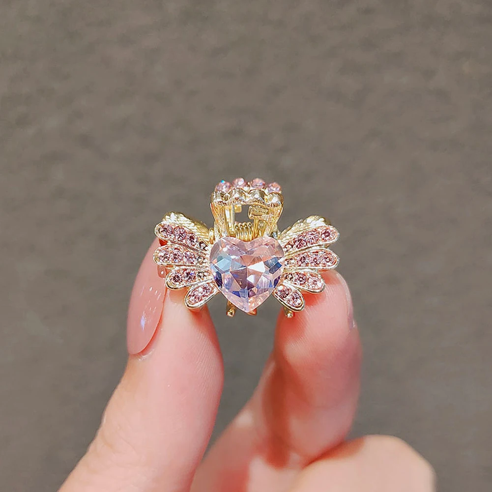

Korean Rhinestone Heart Hair Claws Elegant Metal Mini Hairpins Barrette Crab Hair Clip Headwear for Women Girls Hair Accessories