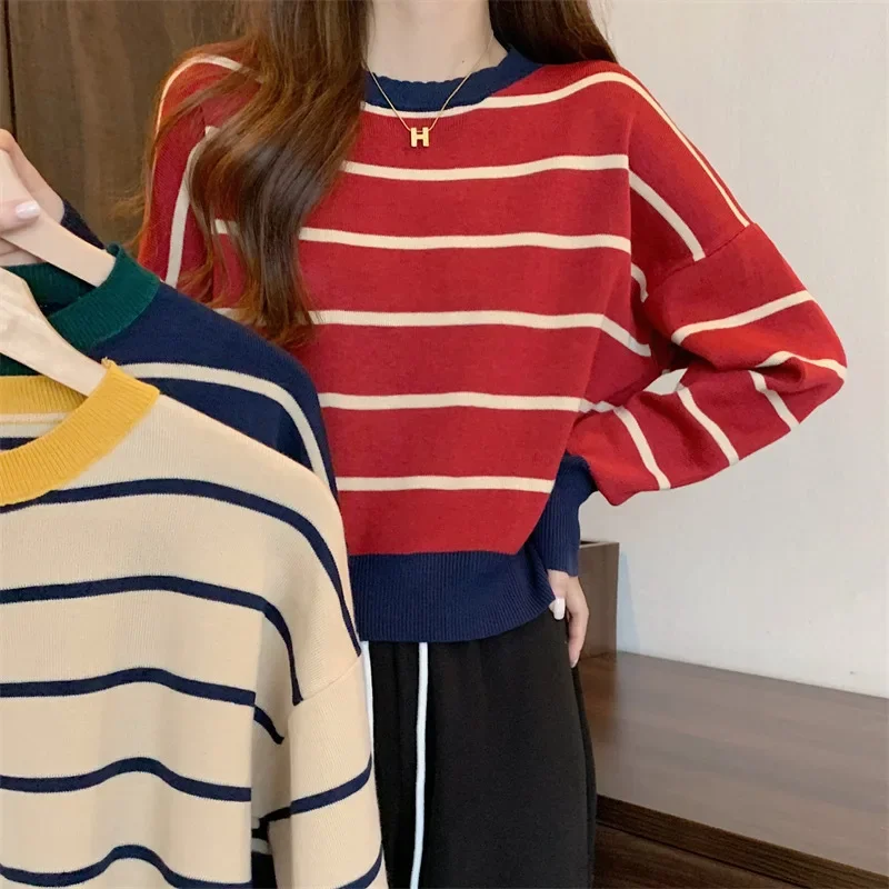 Женский вязаный полосатый пуловер укороченный топ для похудения осенне-зимняя