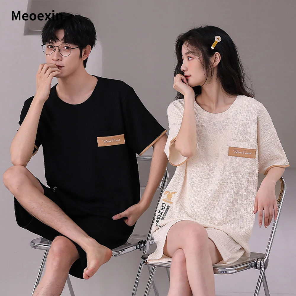 

Пижамные комплекты новые парные хлопковые с коротким рукавом для женщин и мужчин повседневные большие студенческие милые узоры набор из двух предметов оптом