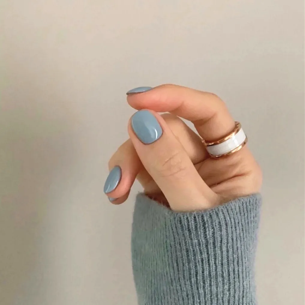 

Short Press on Nails Square Fake Nails Glossy Glue on Nails Artificial Full Cover False Nails Solid Color Acrylic Nail Tips