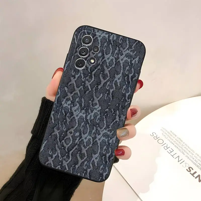 Stylish Snake Skin Phone Case Funda For Samsung S21 Lite S30 Ultra S20 Fe S9 S10 E Plus Shockproof Design Back Cover images - 6