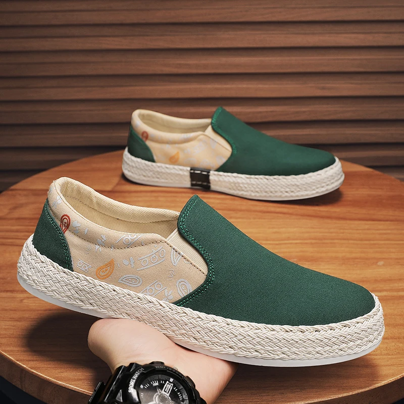 

2023 Summer Sneakers Men Casual Shoes Breathable Mesh Chef Shoes Men Walking Flat Footwear Non-slip Sports Shoes