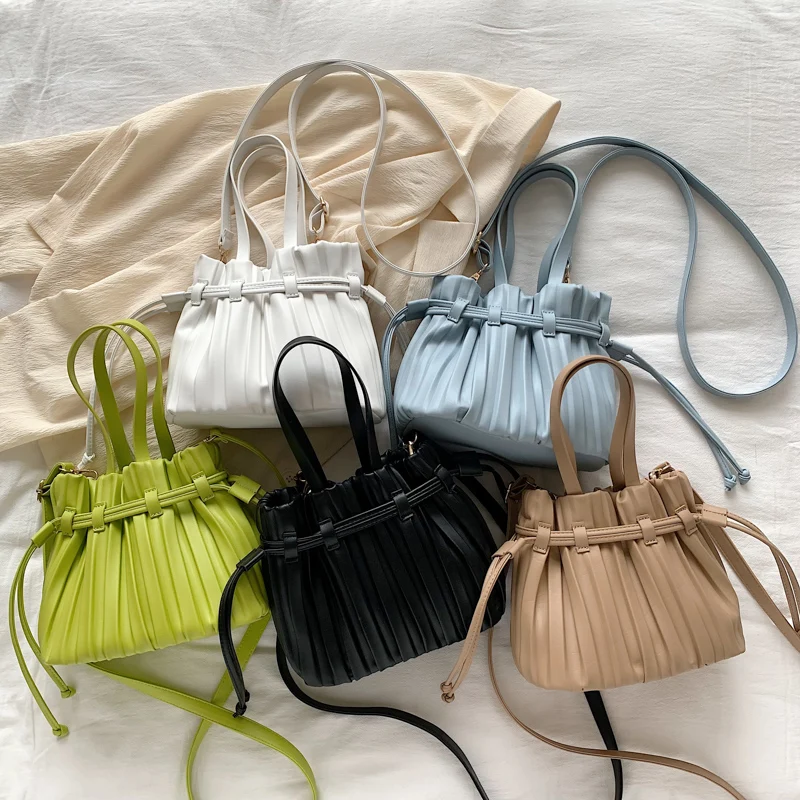 Fashion PU Leather Small Bucket Shoulder Bags with Pleats for Women 2023 Summer Handbag and Purses Folds Crossbody Bag Cute Tote