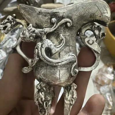 

Коллекционная статуя императорская голова дракона