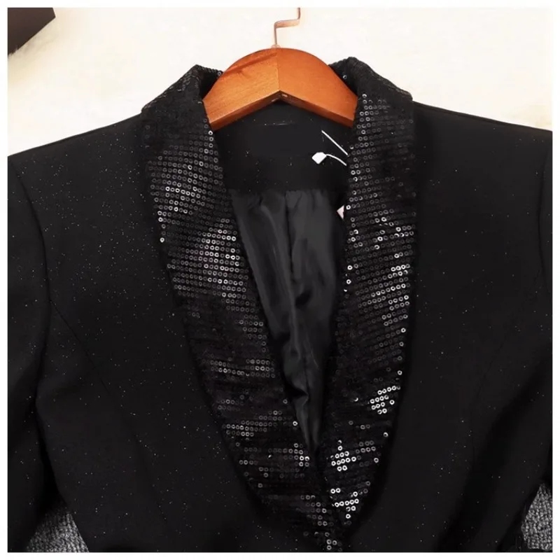 Женский блейзер с поясом приталенный Блейзер объемными цветами и перьями модная