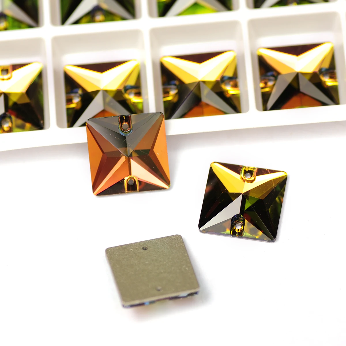 

Vitrail Medium Shiny Square Glass Flatback Crystal Sew On Rhinestones Crafts Glitter 3D Sewing Accessories Design Decorations