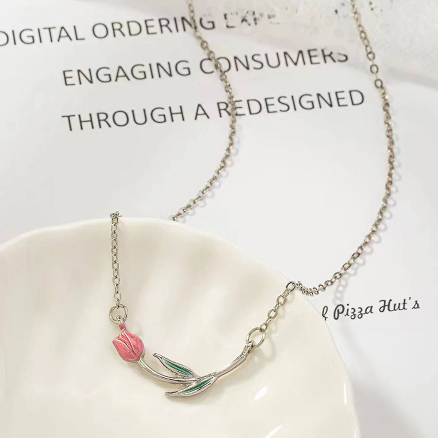 

Vintage Elegant Tulip Flower Necklace Y2K Aesthetic Jewelry for Women Mom Girls Korean Fashion Accessories Wedding Chokers