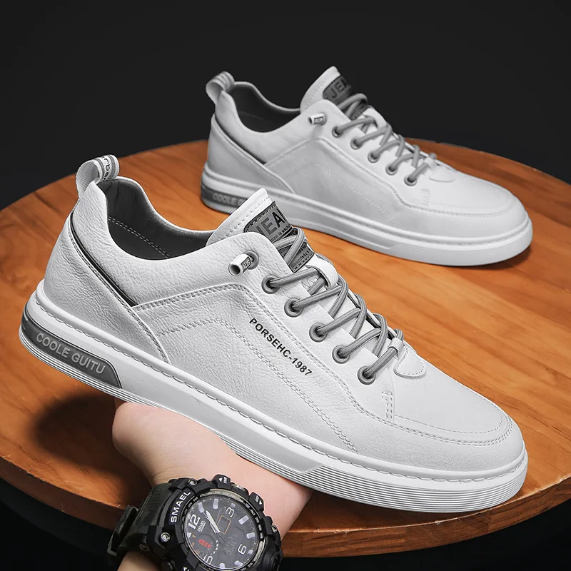 Black Fashion Men's Walking Shoes Vulcanized Shoes Non-slip 