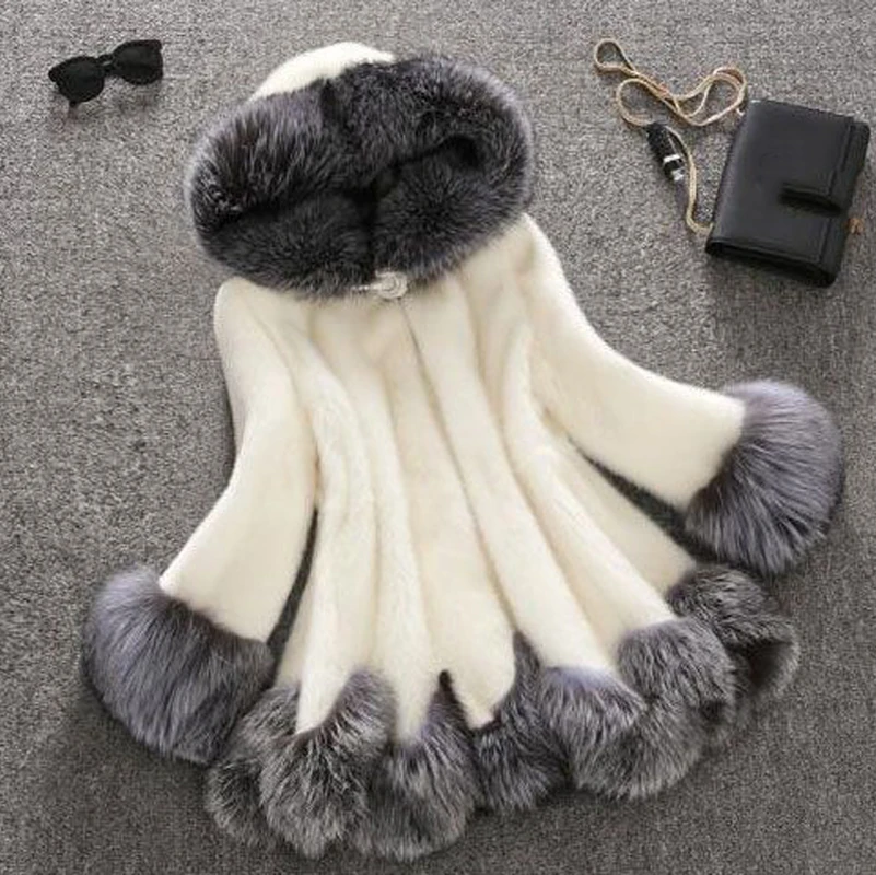 2021 New Coat White Gray Outerwear with Fur Hat Women Mink Luxury Long Coats Imitation Faux Fur Jackets Female Thick Jacket Ins