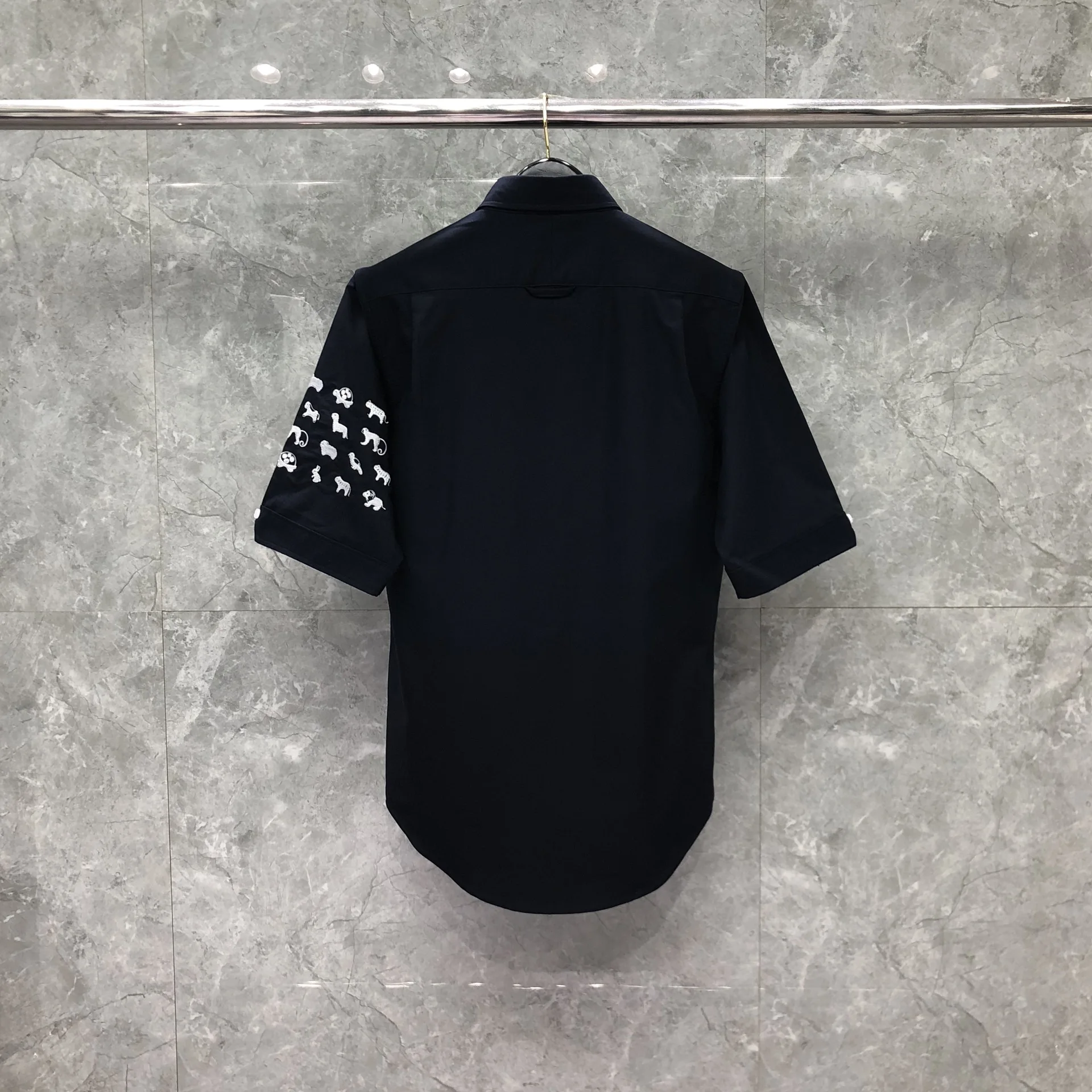 TB Oversized Shirt Polo Puppy Embroidery Collar V-neck Formal Half Sleeve Work Man Street Autumn 2022 New Oxford Men's Clothes