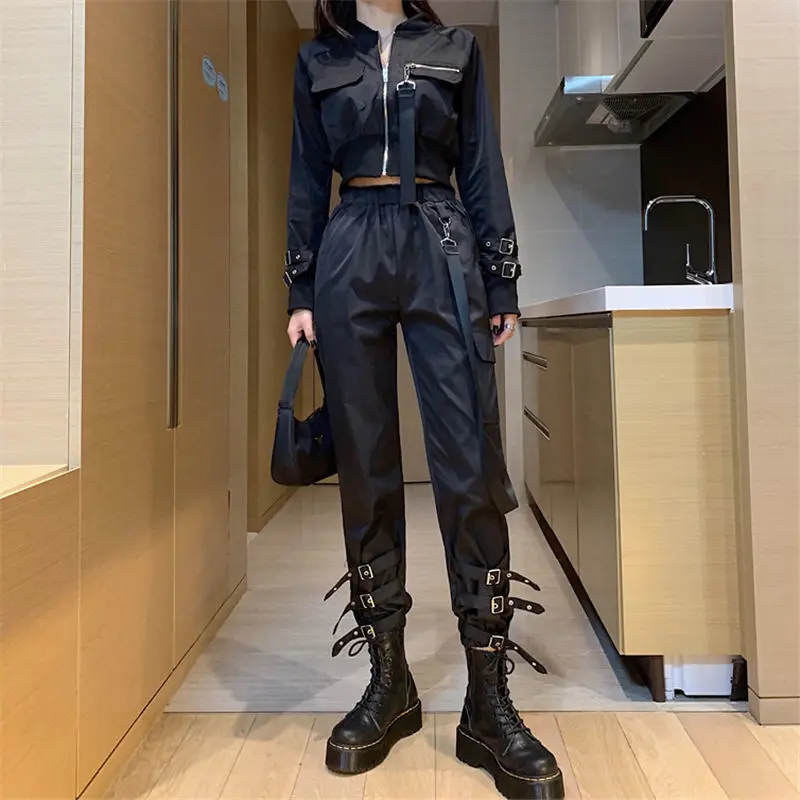 

Women's Cargo Pants Two Piece Sets Harajuku T Shirt Tops Ribbon Pocket Jogger Elastic Waist Pant Chain Streetwear Females E437