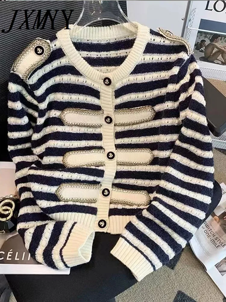 

JXMYY Hot Diamond Fashion Black And White Striped Knitted Cardigan 2023 Autumn New Temperament Top Women's Coat