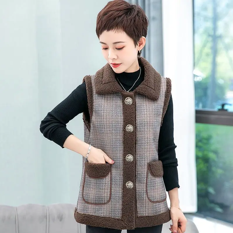 Рисунок 5 - Женский жилет среднего возраста