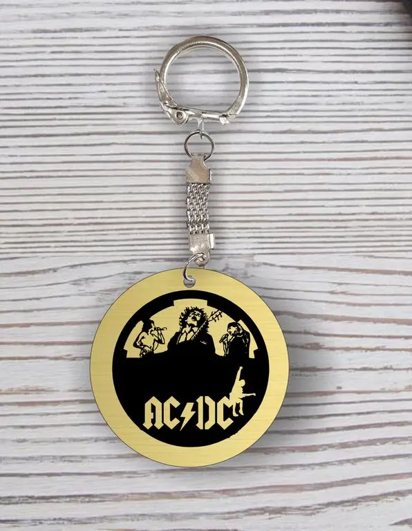 Брелок с гравировкой AC/DC Эй-си/ди-си №36 | Украшения и аксессуары
