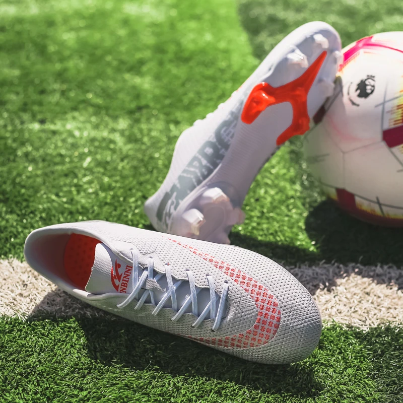 2022 Hot Shoe Men Women Professional Football Boots Cleats Sport Sneakers Size 32-47 TF Ag Kids Boys Girls Students Soccer Shoes