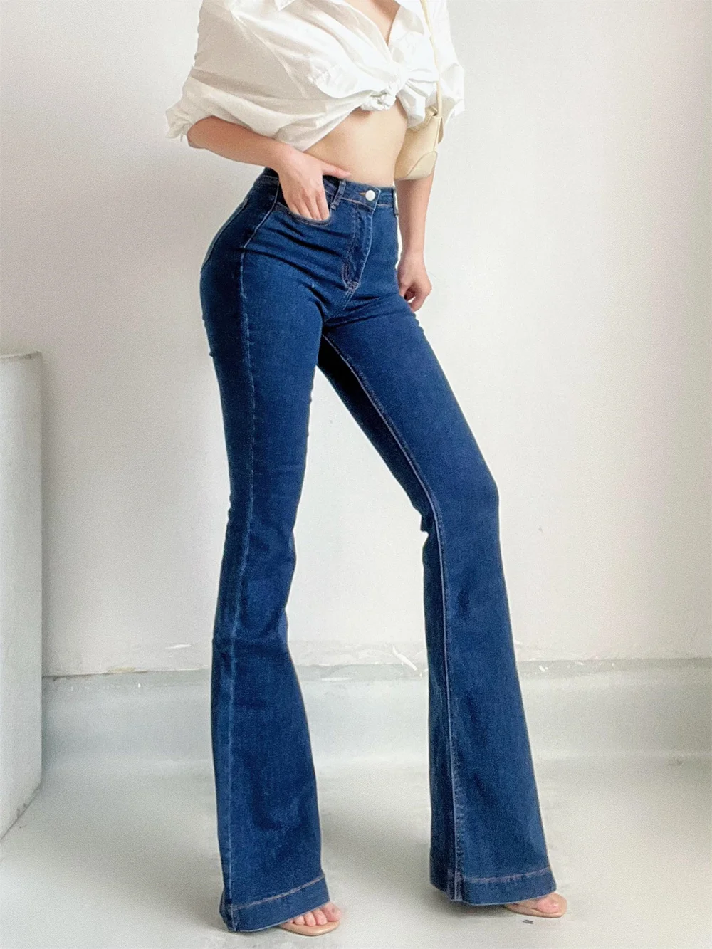 

TVVOVVIN супер высокая талия ковбойские расклешенные брюки женские тонкие базовые мягкие эластичные Спайс девушка расклешенные Широкие штаны пола осень G65B