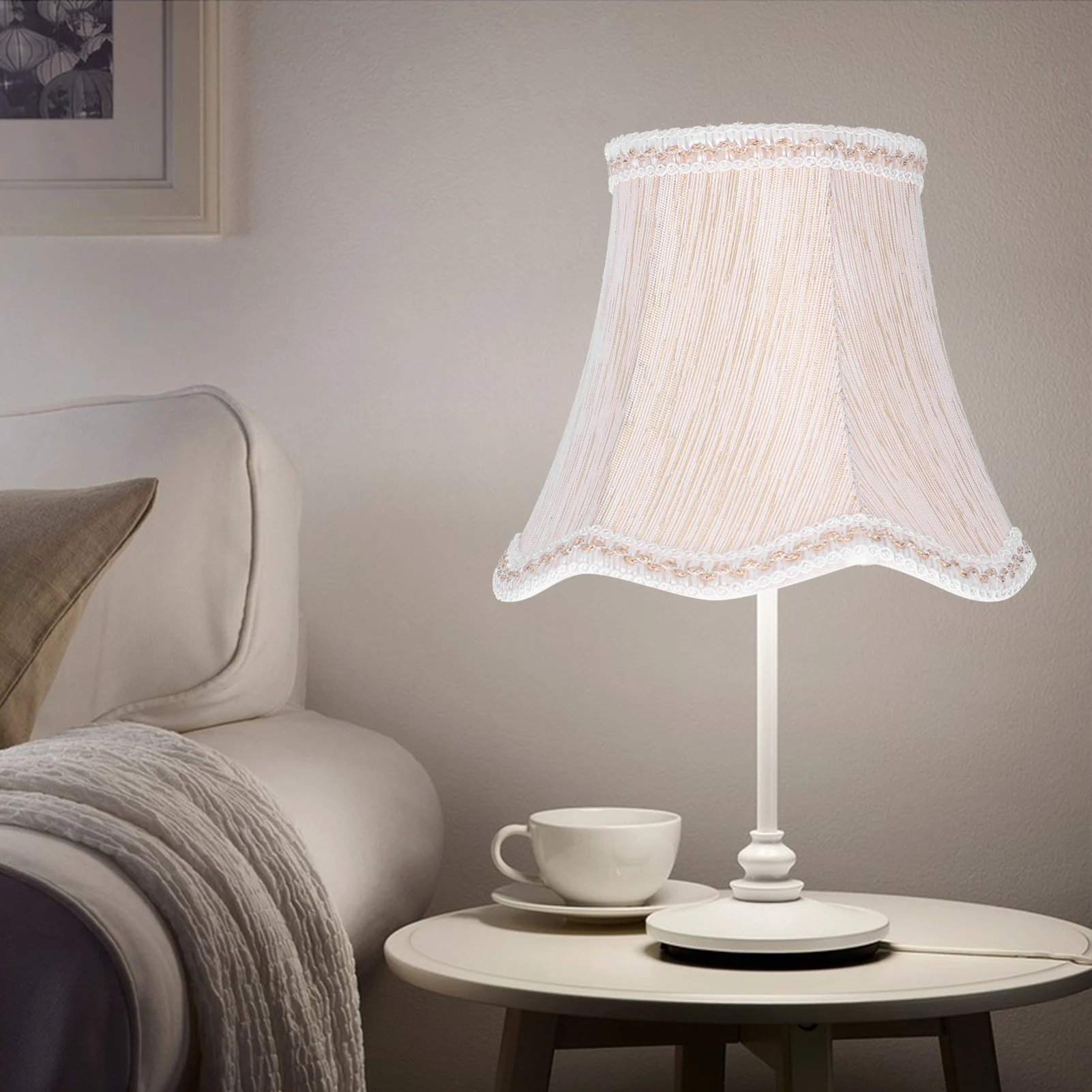 Рисунок 2 - тканевый абажур в европейском стиле