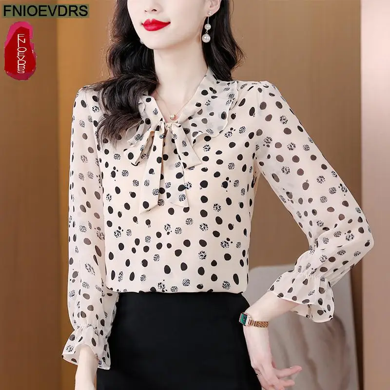 Блузка Женская Офисная на пуговицах с цветочным принтом