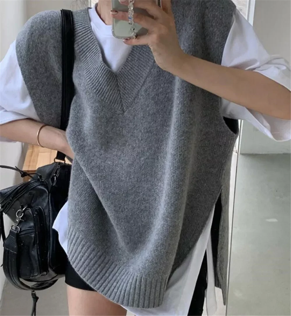 

New2022 Women Grey Vest 2021 Autumn New Knitting Loose Outer Wear Mid-length V-neck Sweater Vest Jacket Female White Tops ZY6219