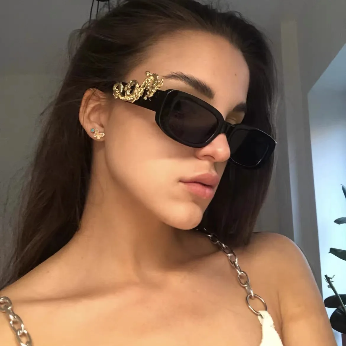Luxury Brand Designed Vintage Small Sunglasses Women Dragon Frame Sun Glasses For Female Sexy Lady Eyewear UV400
