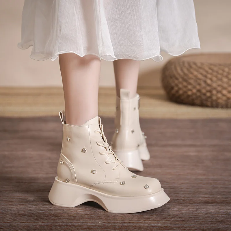 

Women's Boots Motorcycle Boots Mid-tube Thick-soled Metal Decoration Spring Thick-soled Leather Retro Sweet and Cool Short Boots