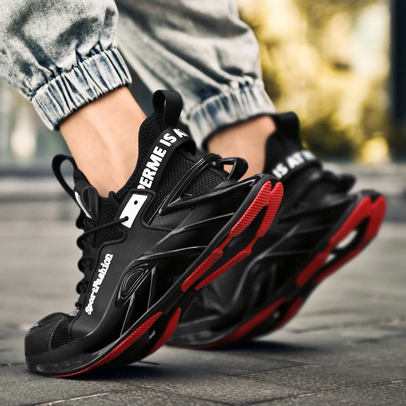 Men Sneakers Fashion Shock-absorbing Running Shoes Breathable Walking Shoes Casual Shoes Thick bottom Sports Shoes Tennis Shoes