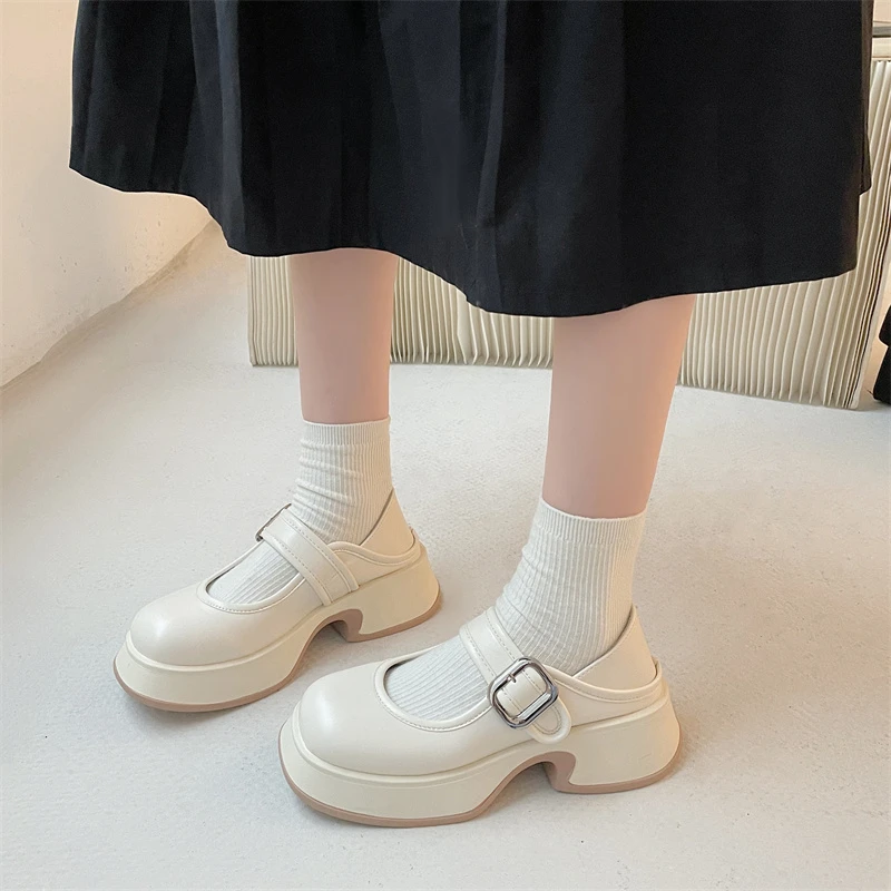 Купи Fashion Women Thick Sole Shoes 2023 Girl Lolita Shoes JK Uniform Footwear PU Leather Mary Janes Shoe Cute Retro British Style за 502 рублей в магазине AliExpress