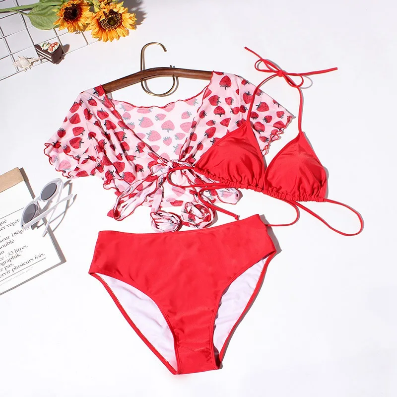 Рисунок 4 - Женский купальник-бикини с открытыми плечами