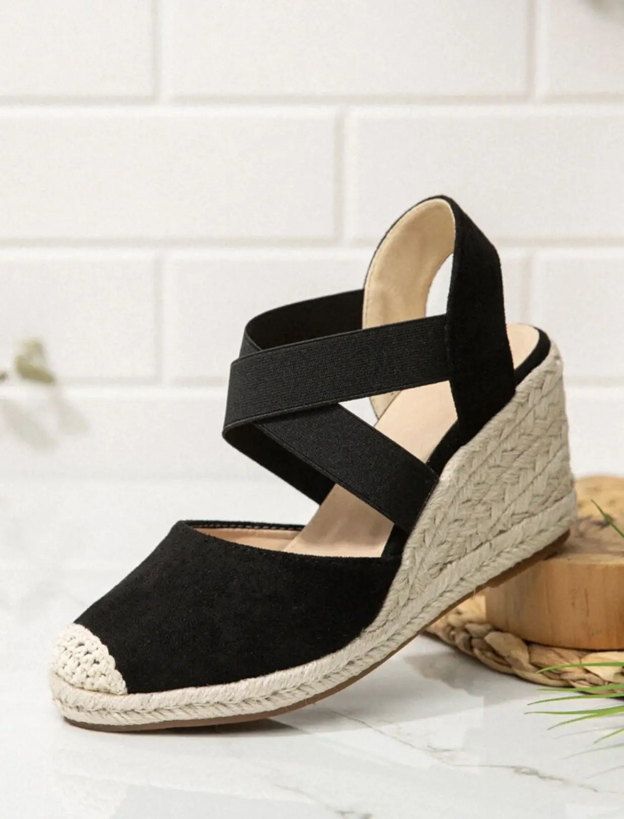 Women's Closed Toe Espadrilles Wedge Sandals, Comfortable Cross Strap Slip On Heels, Casual Outdoor Fabric Shoes
