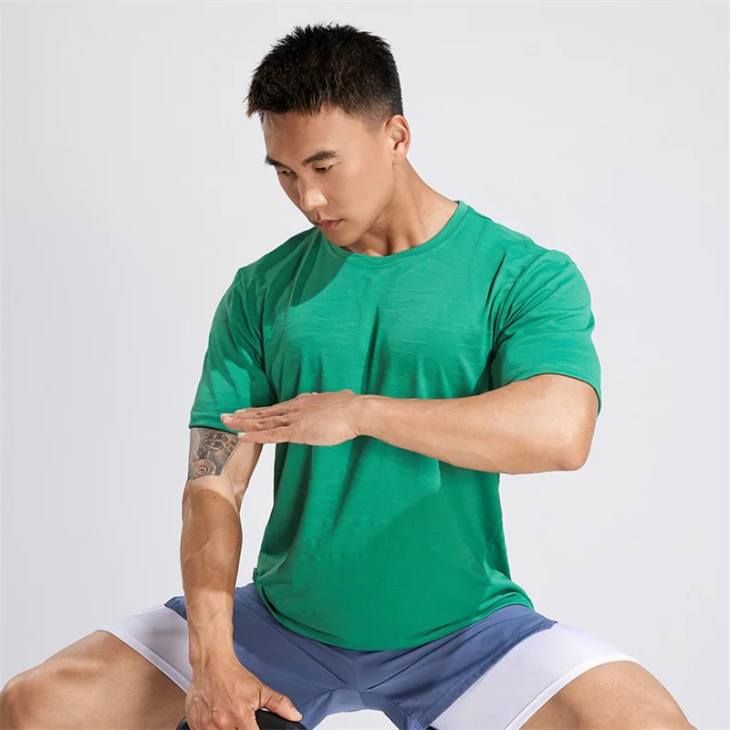 

Men T-shirt Summer Fitness Training Casual Short Sleeve Shirt Men Gym Bodybuilding Tees Tops Men's Quick-drying T shirt Y2K