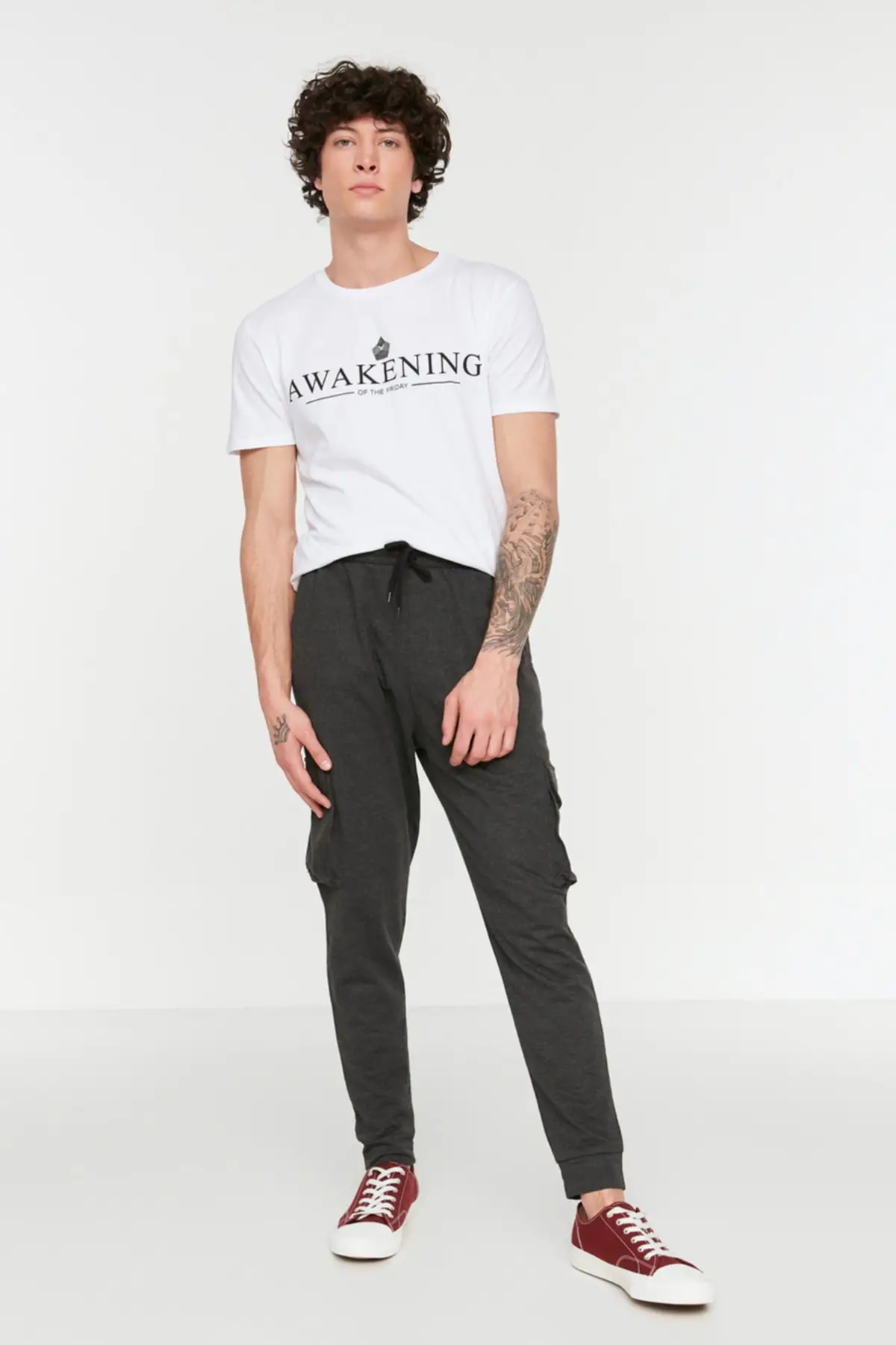

Men's Regular Fit Cargo Pockets Sweatpants TMNAW22EA0596