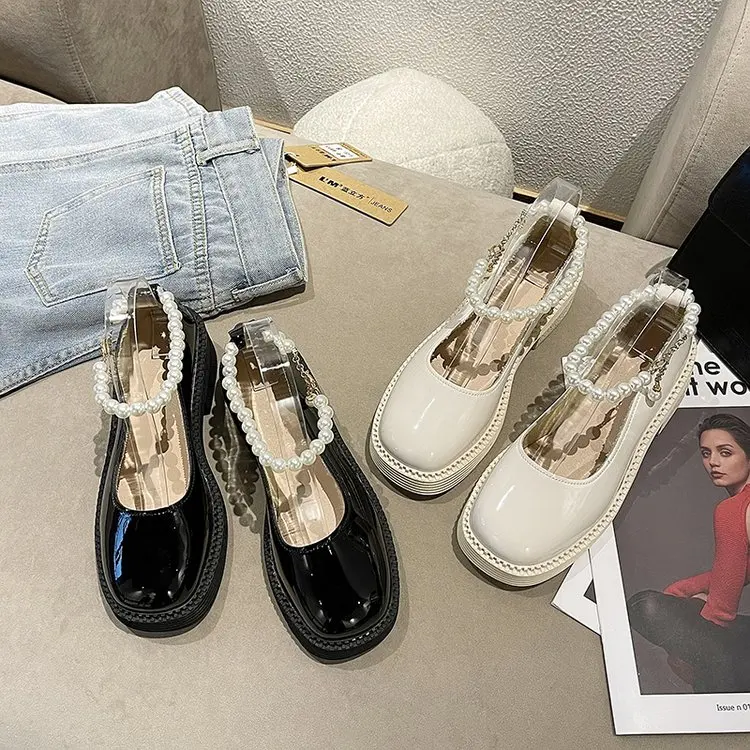 

Pearl Decorateion Shoes Woman Flats Modis Oxfords All-Match Shallow Mouth Beading Dress 2022 Retro New Leather Summer PU Med Rub