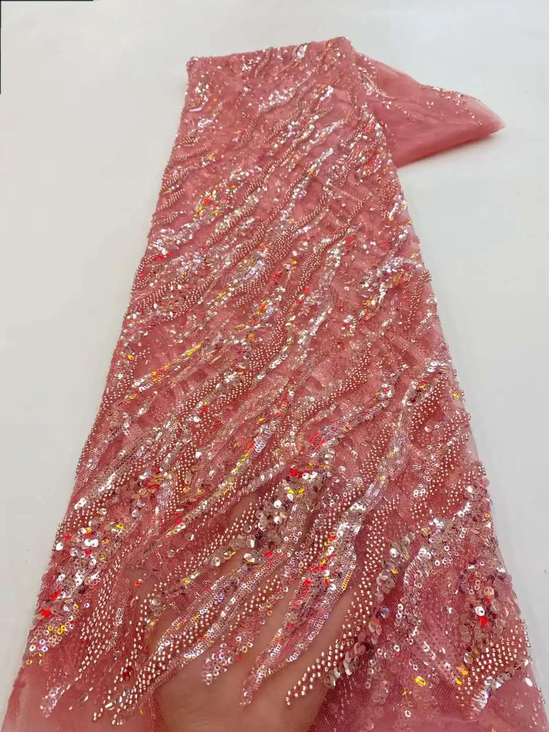 Рисунок 3 - Роскошная Высококачественная вышитая