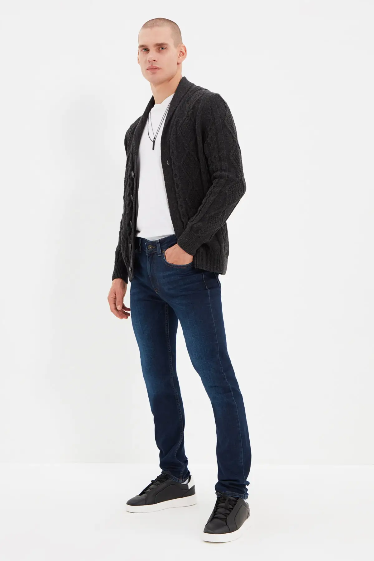 

Trendyol Male Skinny Fit Jeans TMNAW22JE0518