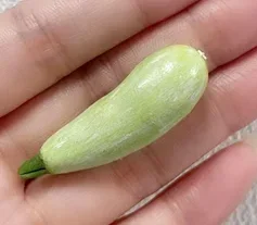 

Миниатюрная еда из резины для кукольного дома