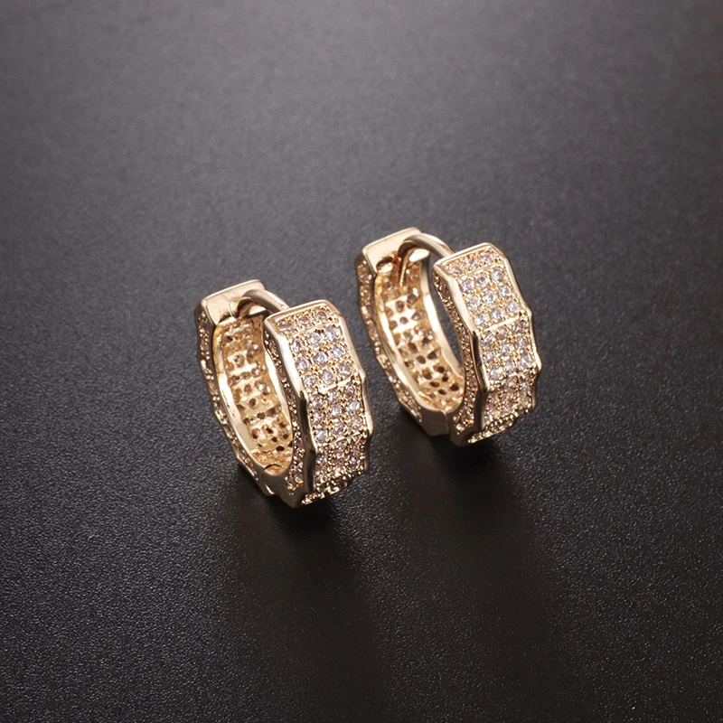 

Geometric Hoop Earrings Shiny Zircon Polygon Gear Hoop Earrings for Men and Women Hip Hop Rock Party Jewelry Gift