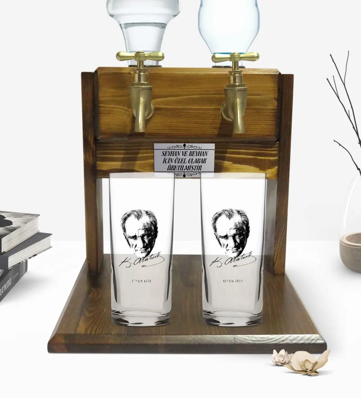 

Персонализированный красочный дизайн Ataturk, двойная чашка и двойной кран, подставка из натурального дерева