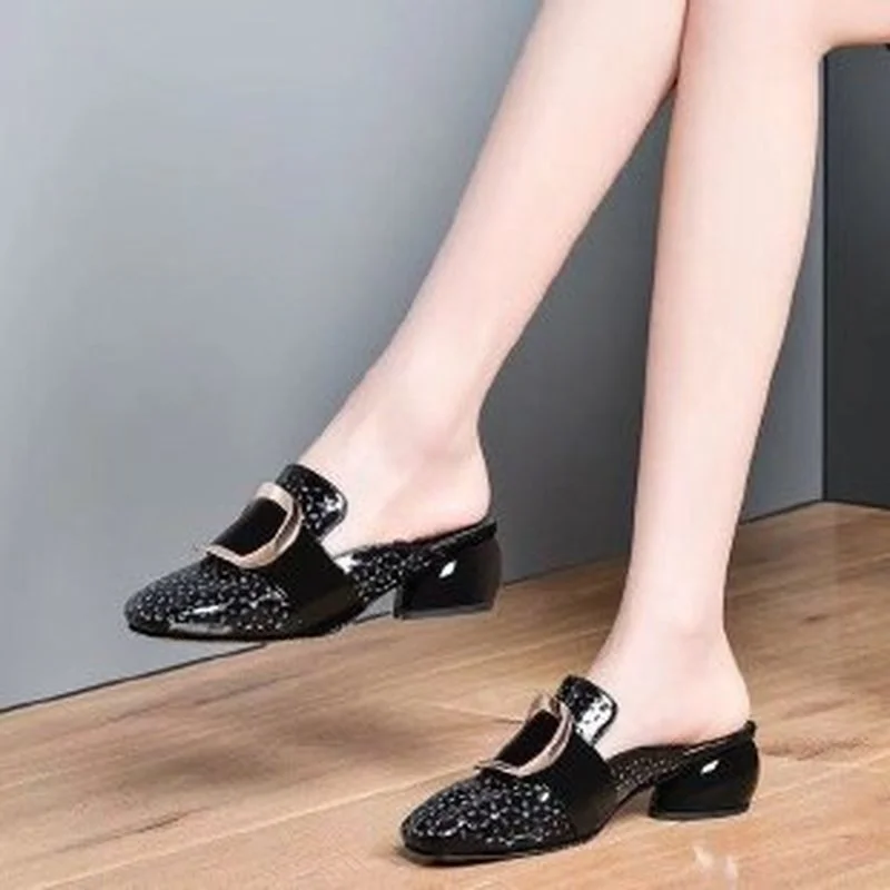 

Women Slipper's 2022 Ladies Summer Slippers Shoes Women Low Heels Fashion Mules Summer Shoes Genuine Leather Large Size