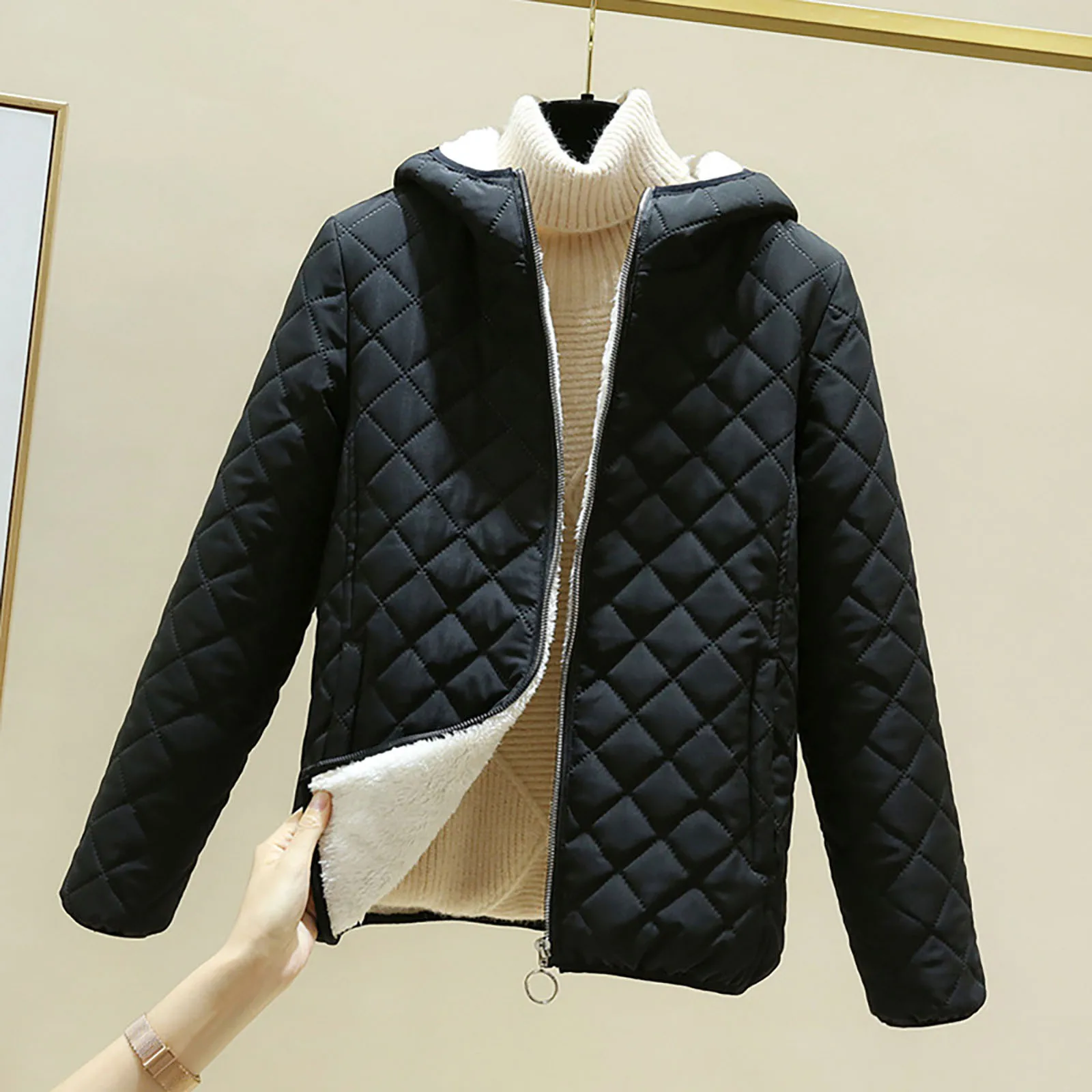 

Женское зимнее пальто с хлопковым покрытием Корейская версия свободное короткое пальто из овечьей шерсти утепленное хлопковое пальто большая Студенческая теплая куртка