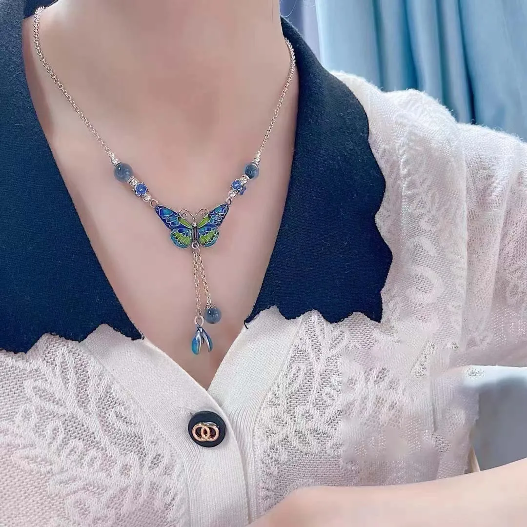 Серебряное украшение 925 пробы: кулон-бабочка с эмалью и цветочным кисточным декором в богемном стиле для женщин, подарок на свадьбу или вечеринку (art.: 3920dbbb77c4f) - 3920dbbb77c4f