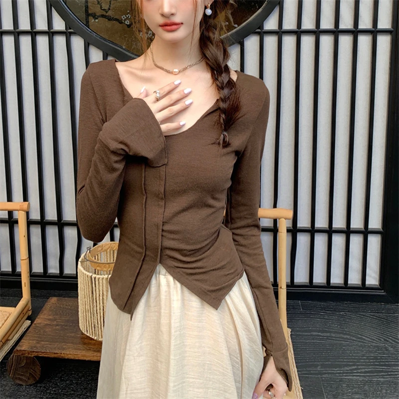 

Женская Асимметричная Дизайнерская футболка с V-образным вырезом и длинным рукавом, новинка весны-осени, шикарный уличный сексуальный однотонный пуловер для молодых девушек, футболка