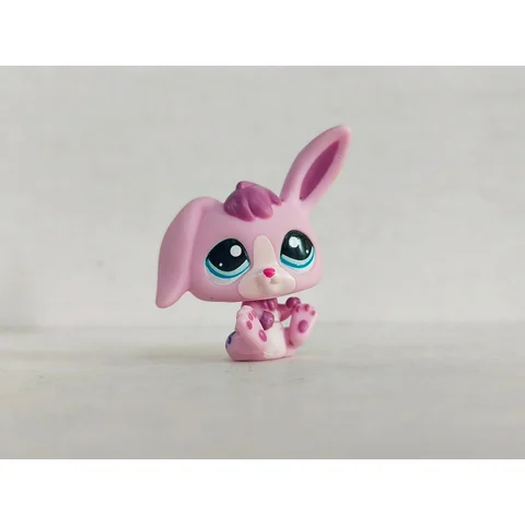 Фигурка LPS розовый кролик зелёные глаза