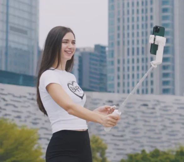 Складная ручная селфи-палка A10 с функцией стабилизации и одиночной осью