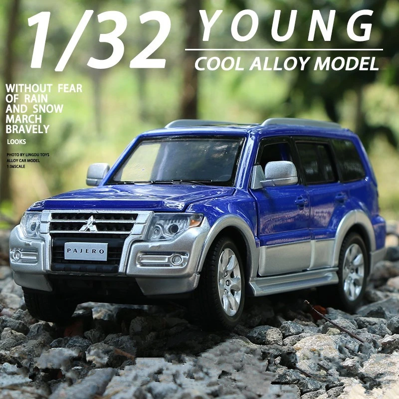 

1:32 Mitsubishi PAJERO SUV Alloy Car Model Diecast & Toy Vehicles Metal Car Model High Simulation Sound and Light Childrens Gift