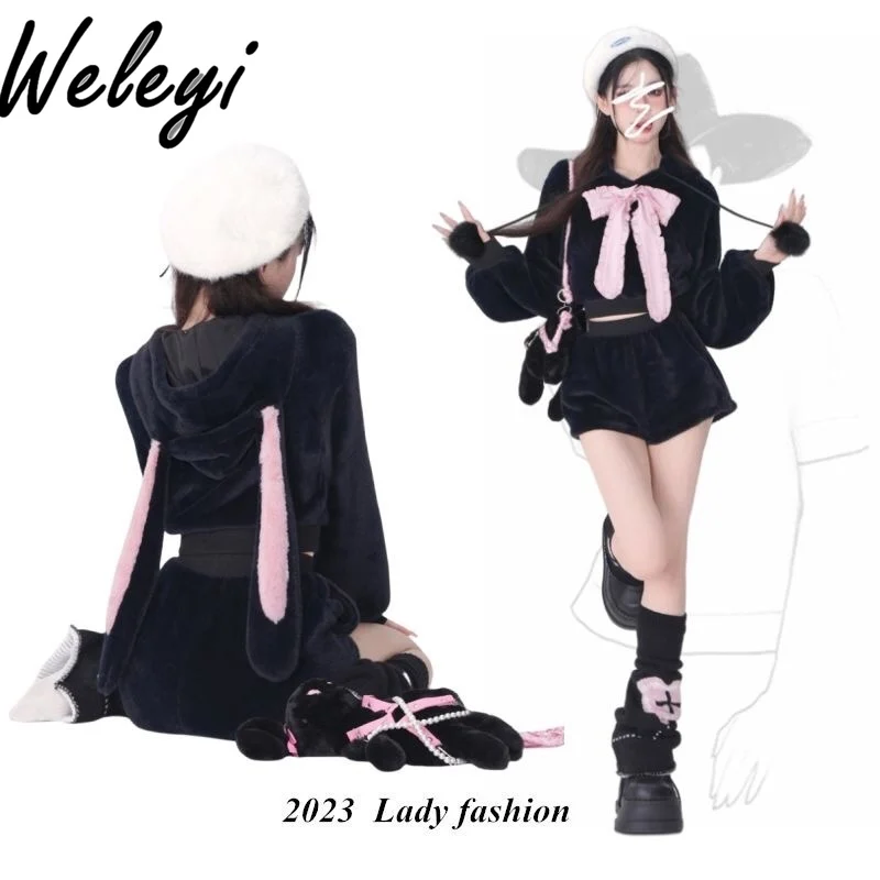 Осенне-зимнее милое платье милая короткая пушистая куртка с капюшоном и заячьими