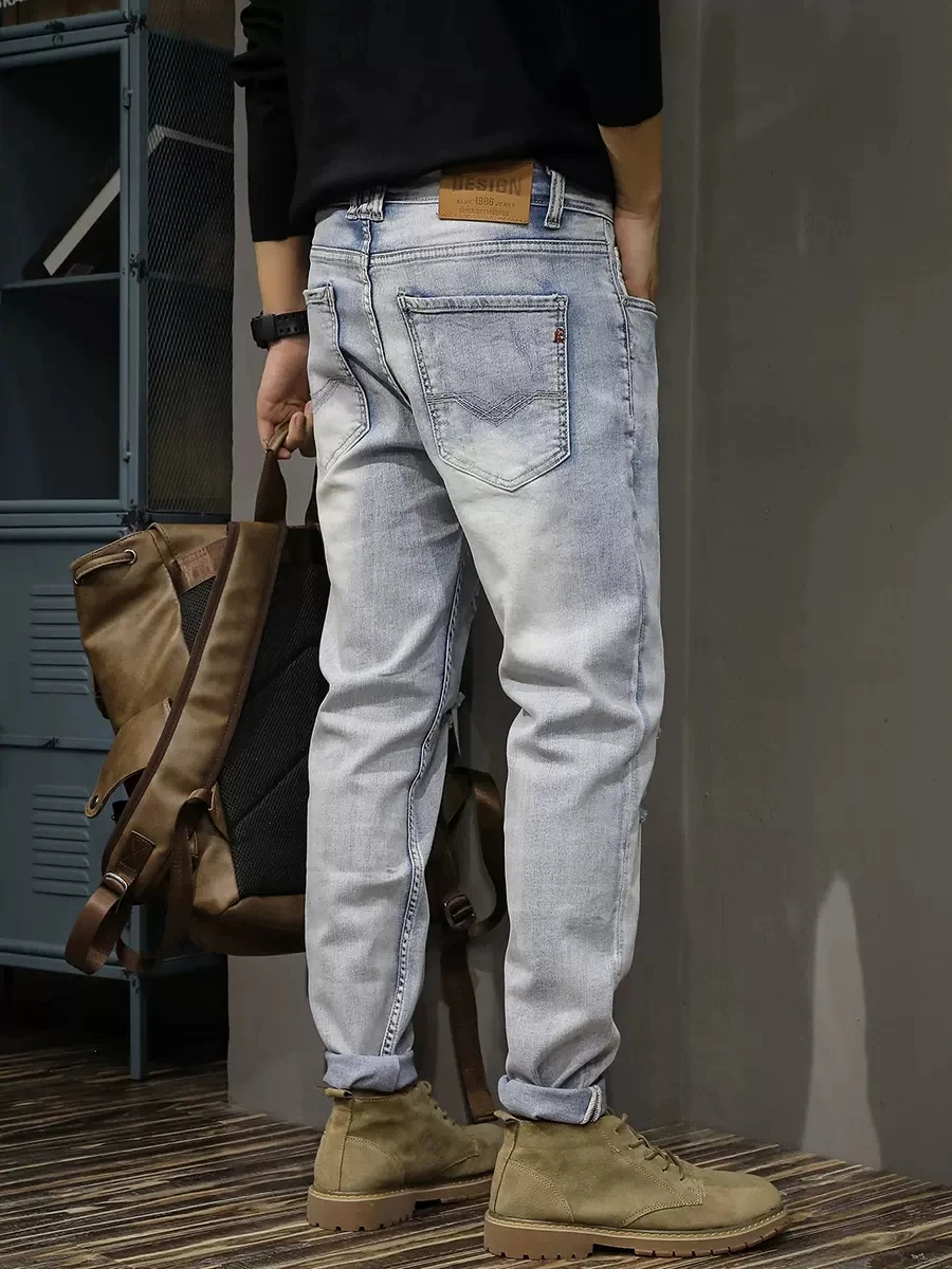 Fashion Designer Men Jeans Retro Light Blue Stretch Slim Fit Hole Ripped Jeans Men Vintage Trousers Casual Denim Pants Hombre