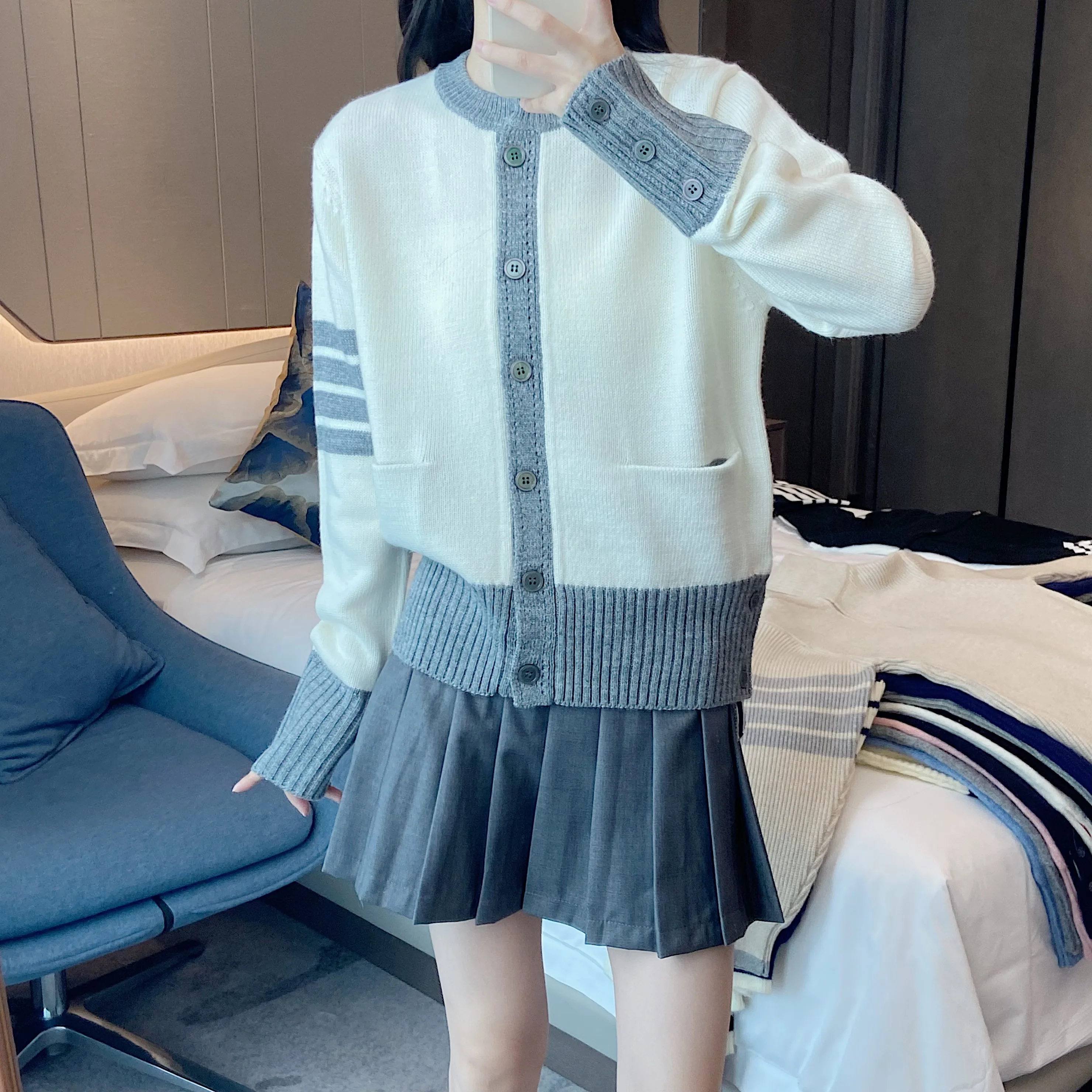 TB High Quality Korean Fashion Women's Four Bar Round Neck Knitting Cardigan Coat