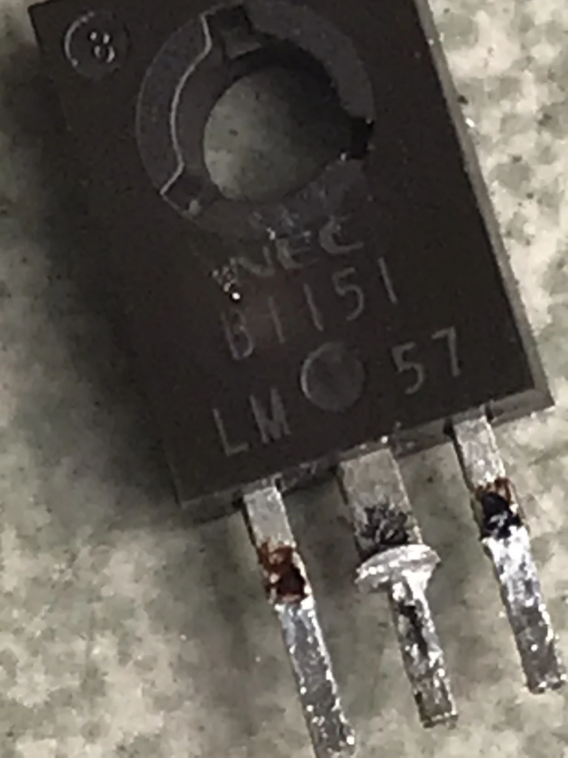 

Free shipping B1151 2SB1151 TO126 10PCS