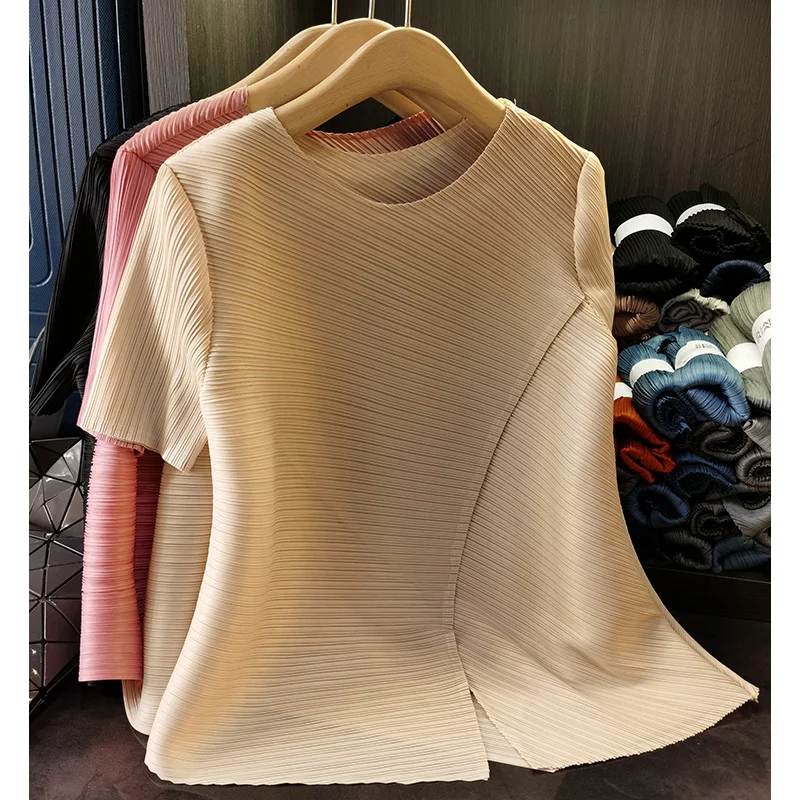 

Miyake Open Fork Design Sense Pleated Top Temperament Simple Irregular Loose Large Yards Thin Casual T-shirt Female Clothing