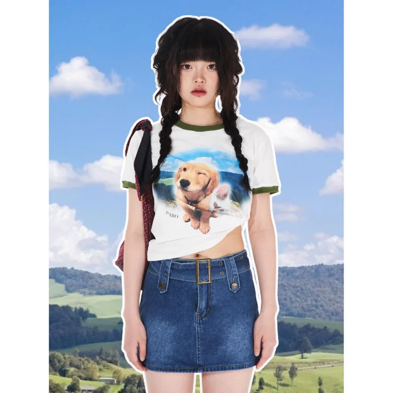 

Женская футболка с круглым вырезом, коротким рукавом и принтом